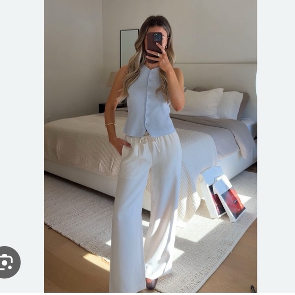 Aritzia Pants - Aritzia Wilfred The Lodge Pant Crepette Light Birch